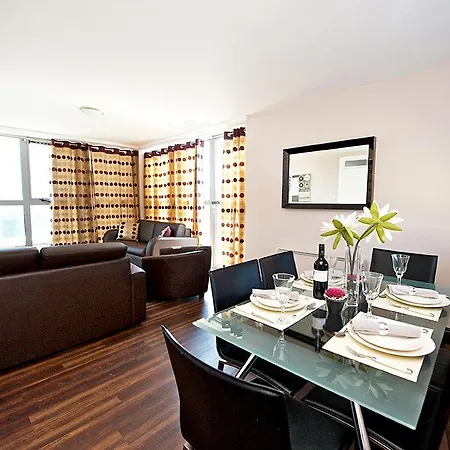 Staycity Millennium Szálloda